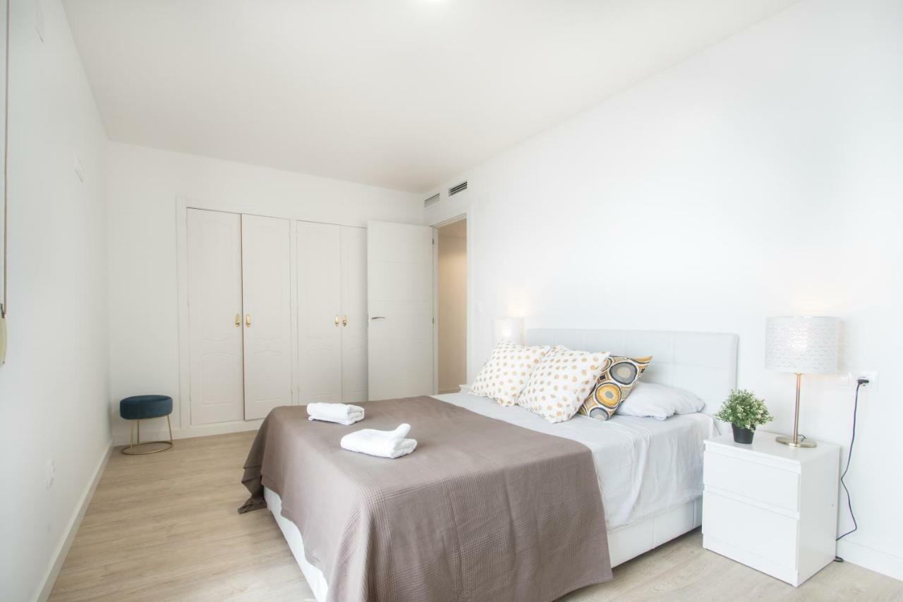 Stylish *New* Apartment In Alicante W/ 4 Bedrooms Exteriör bild